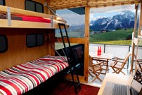 luxury-living-trailer---sleeps-up-to-8-people