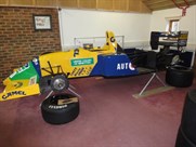 benetton-b190-official-f1-showcar-chassis-b19