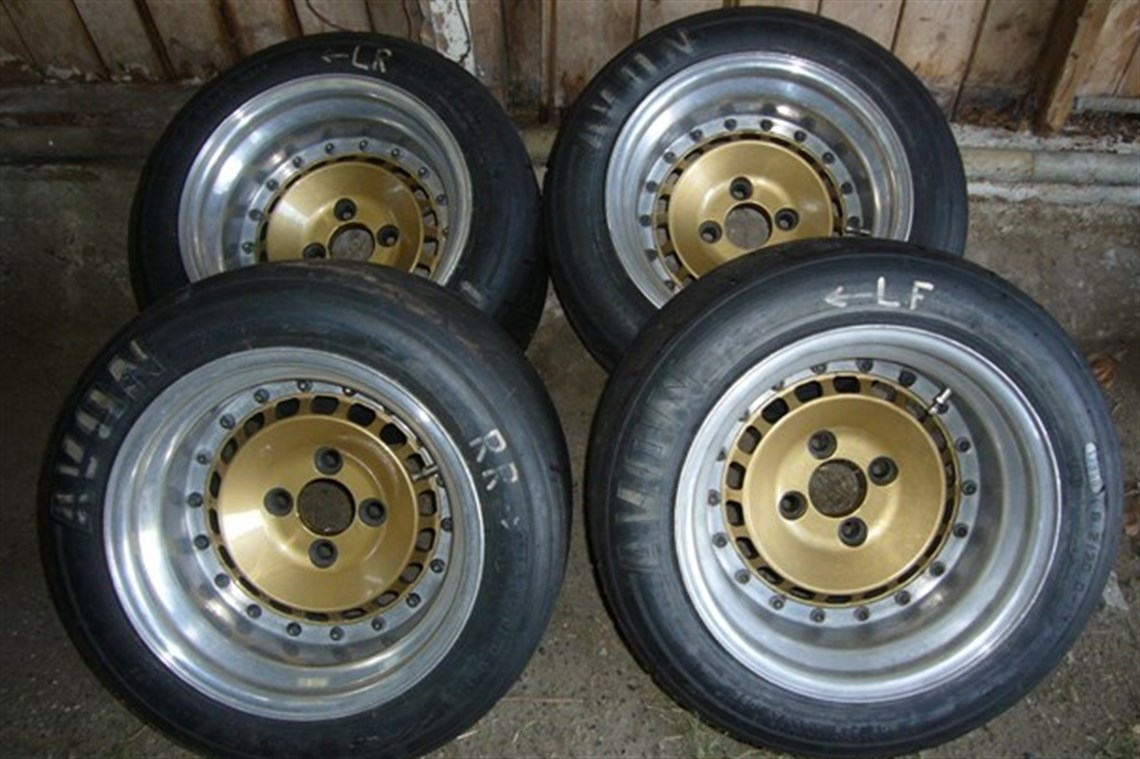 image-split-rim-wheels-and-tyres