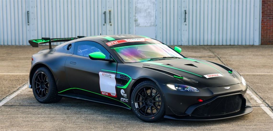 2021-aston-martin-vantage-amr-gt4