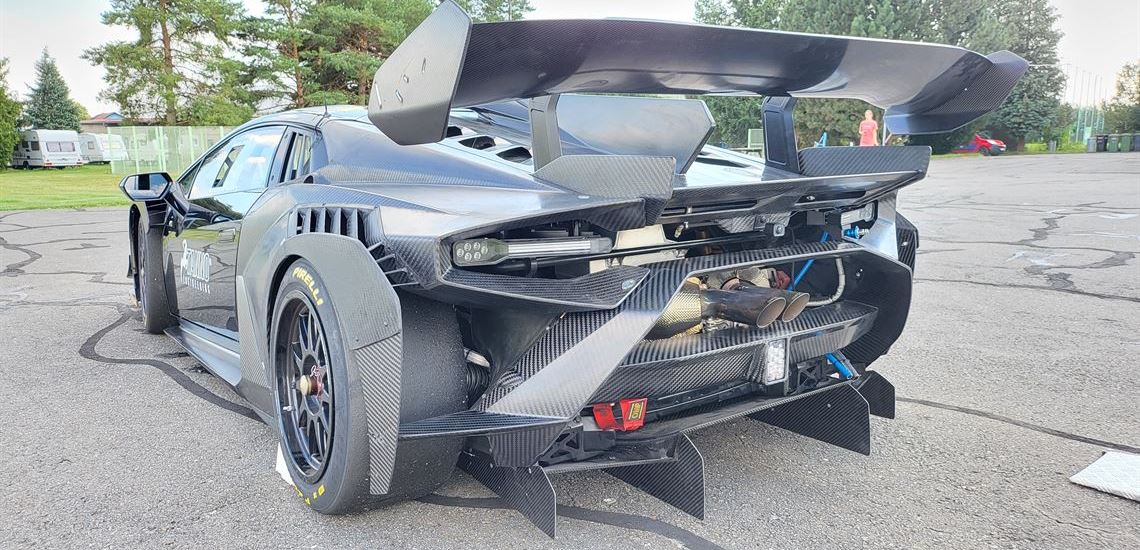 lamborghini-super-trofeo-evo2-for-sale