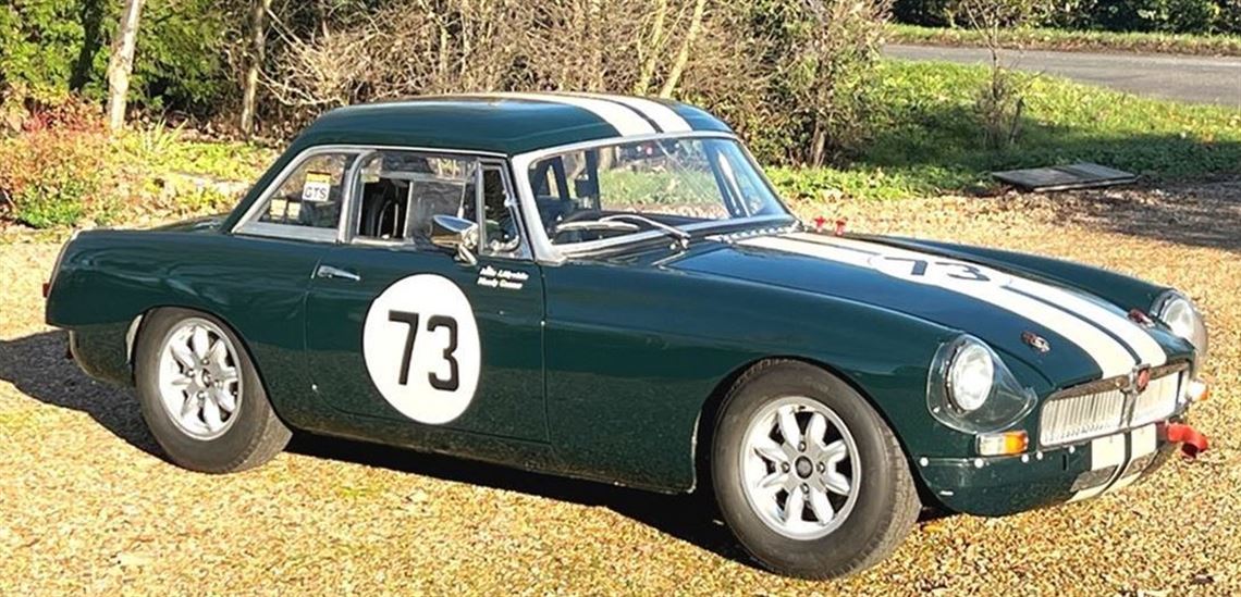 1964-mgb-race-car-very-competitive