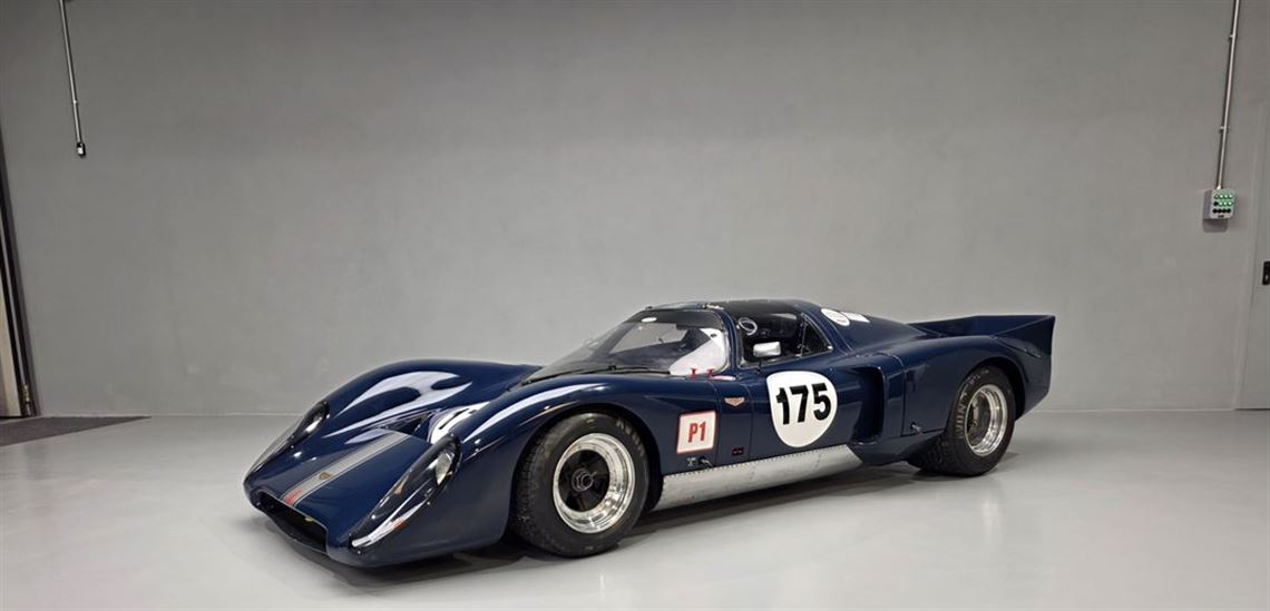 chevron-b16---bmw-m10-engine