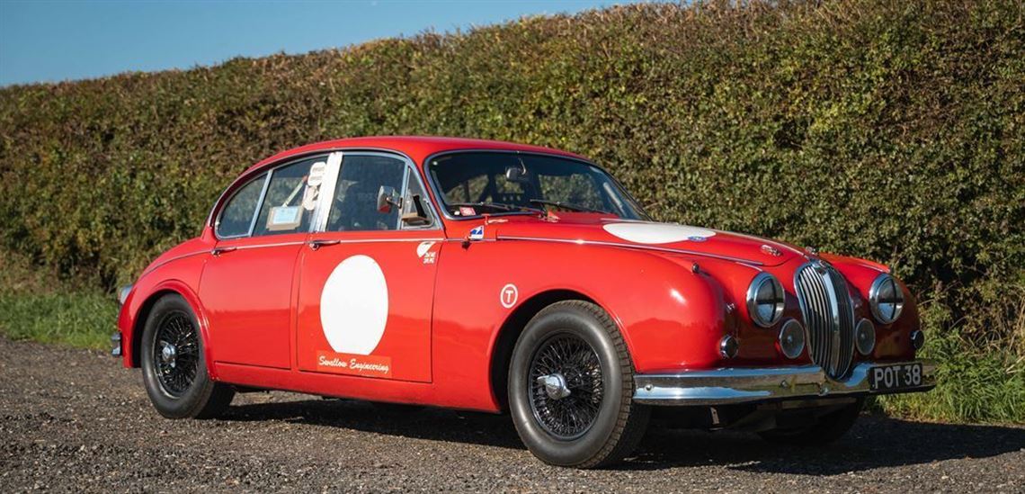 jaguar-mk-2-race-car---fia-htp