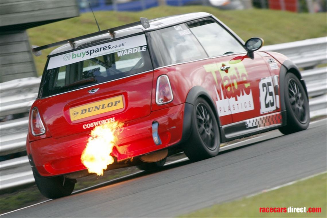 Racecarsdirect.com - Mini R53 Works JCW Cooper S