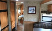 2006-winnebago-sightseer-30b