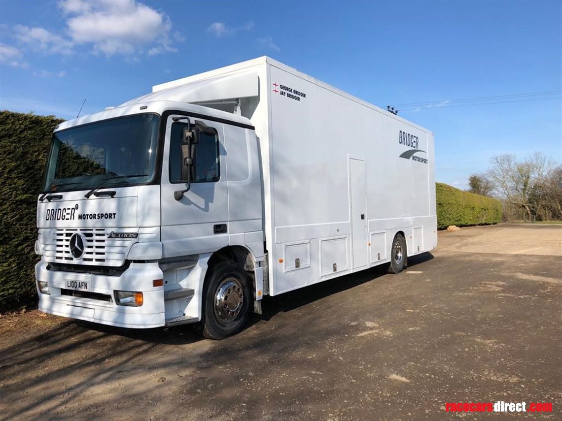mercedes-actros-18t-race-lorry-with-hopkins-b
