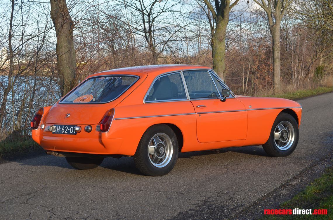 Racecarsdirect.com - MG B GT Rally car