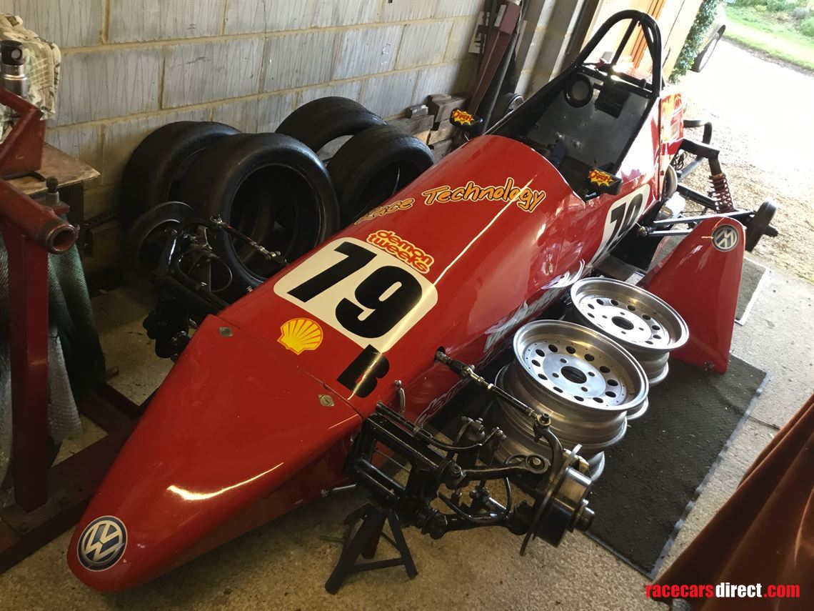 Racecarsdirect.com - Sheane Formula Vee: 750MC Class B Winner