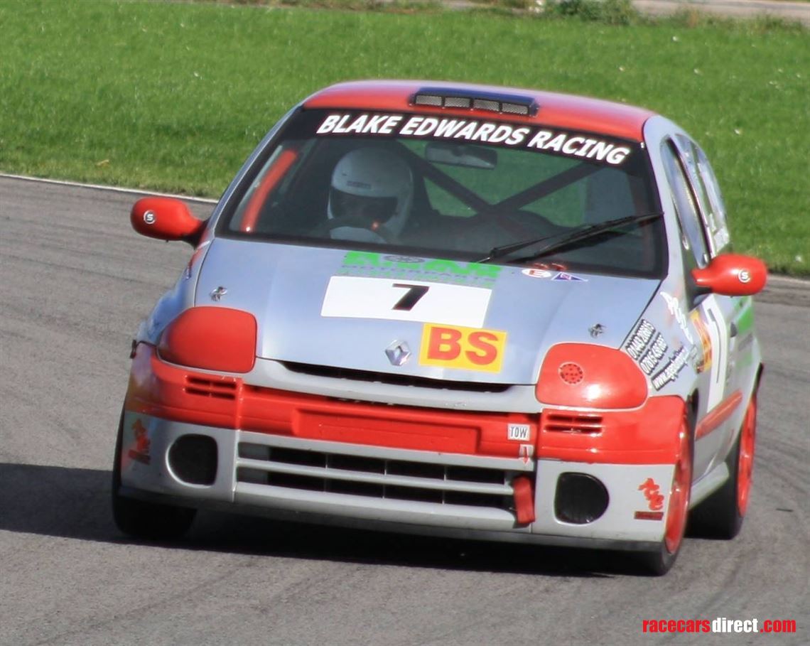 renault-clio-172-race-car