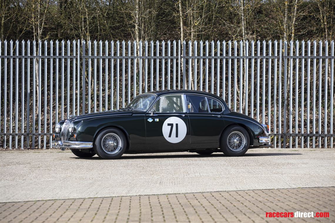 1965-jaguar-mark-2-38-litre-competition-saloo