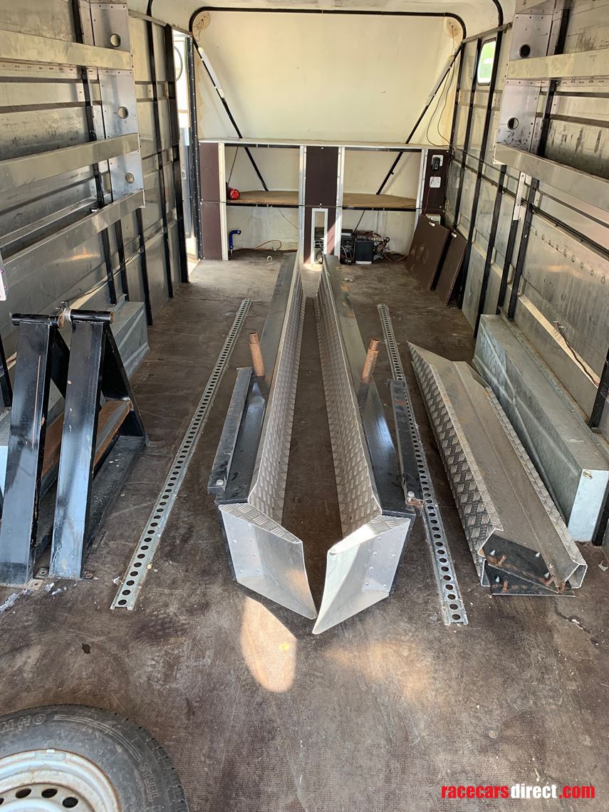 Racecarsdirect.com - Dastle Racebox