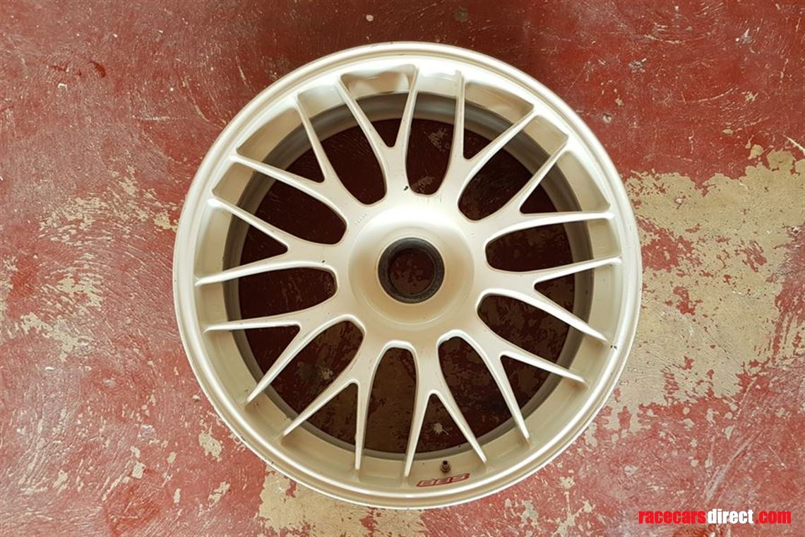 Racecarsdirect.com - 8.25 x 19 BBS Center Lock BMW BTCC STW Magnesium Wheel