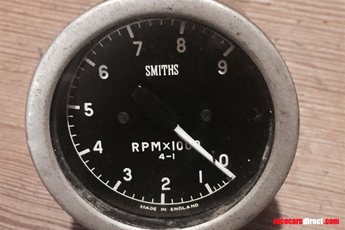 smiths-mechanical-0-9k-rev-counter