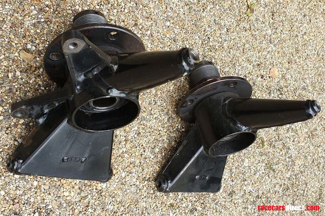 rear-uprights-for-radical-sr3-rs