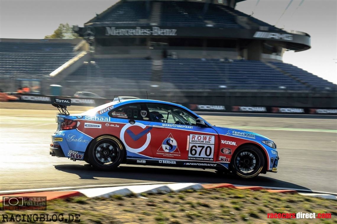 DUWO Racing BMW M235i Racing Cup