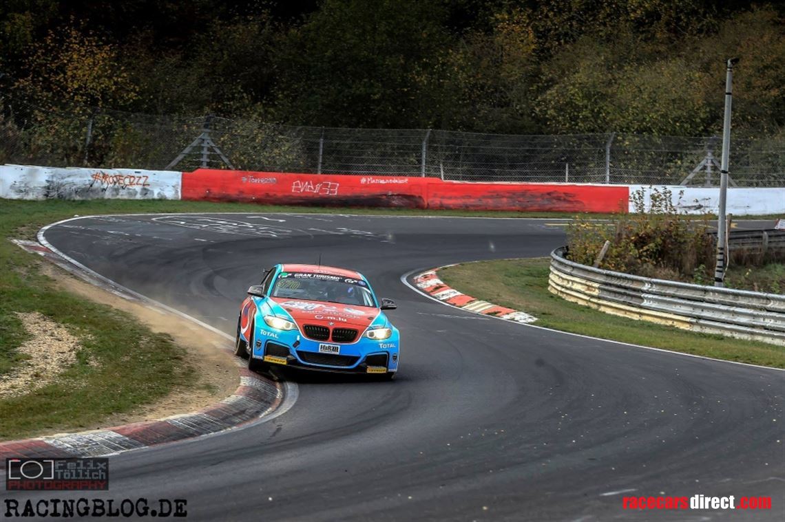 championship-winning-bmw-m235im240i-racing-cu