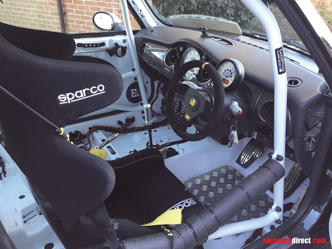 Classic Mini Race Car Dash In Carbon Fiber