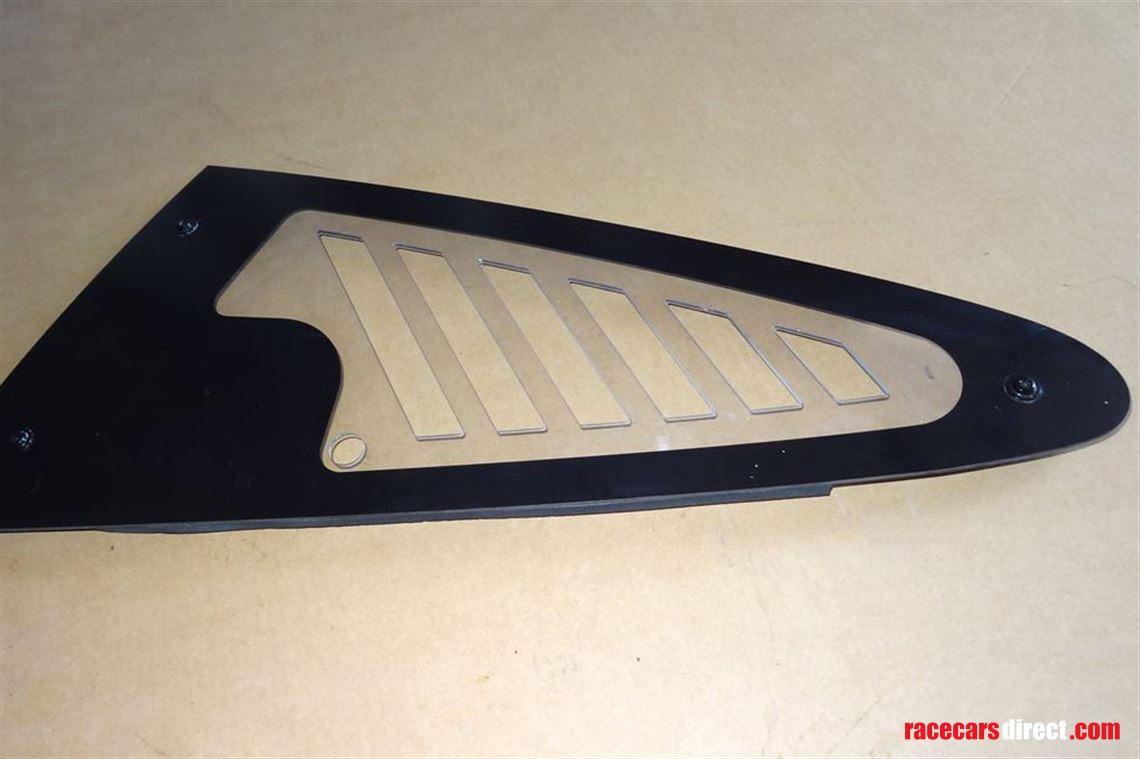 rear-quarter-window-991-gt3-cup---left---vent