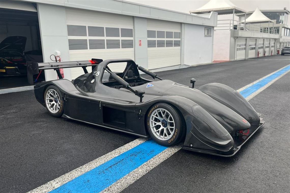 radical-sr8-lm-carbonfibre