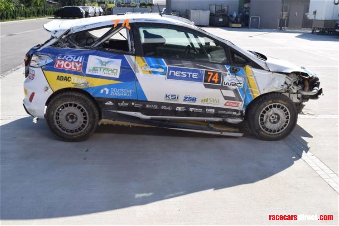 ford-fiesta-r2t-2019-m-sport-jwrc-2019