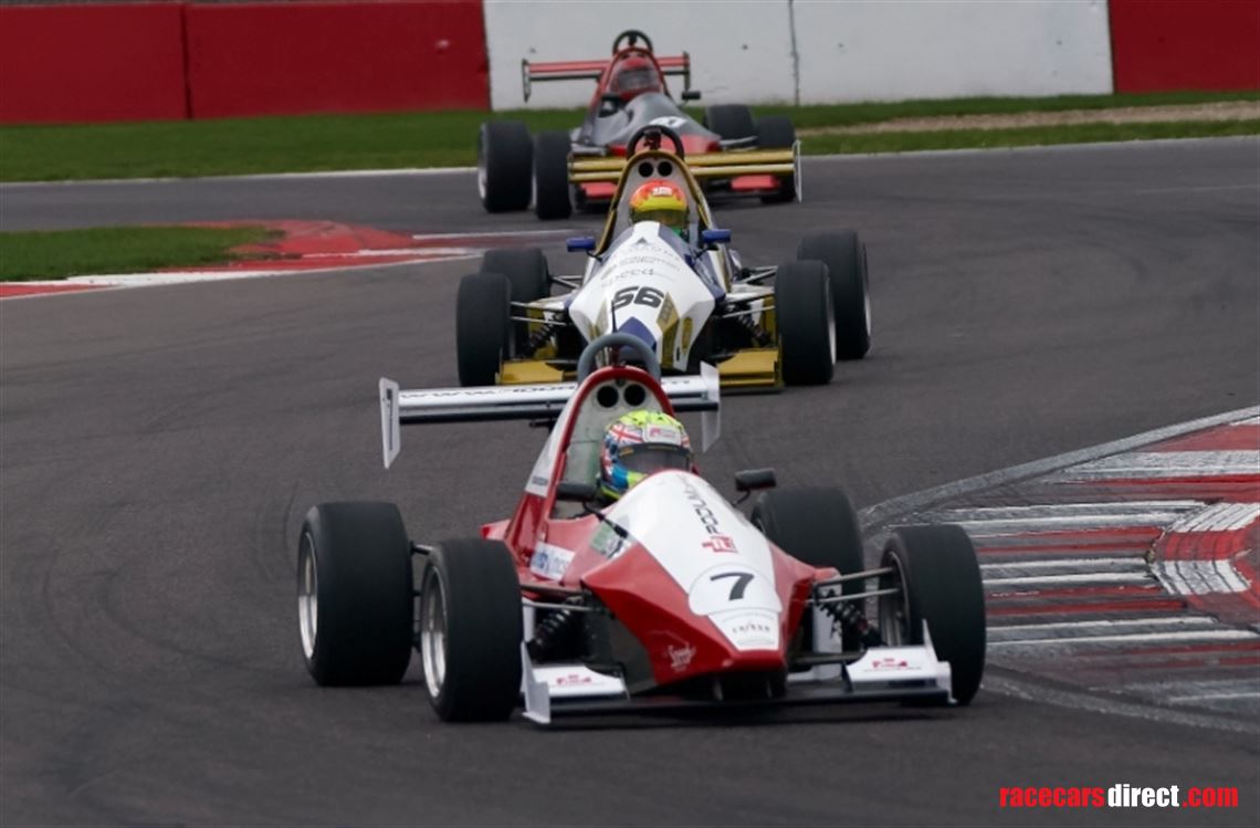 Racecarsdirect.com - F1000 Jedi