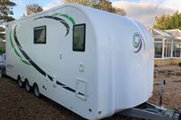 motorsport-trailer-accomodation-kitchen-showe