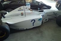 LOLA F 3000