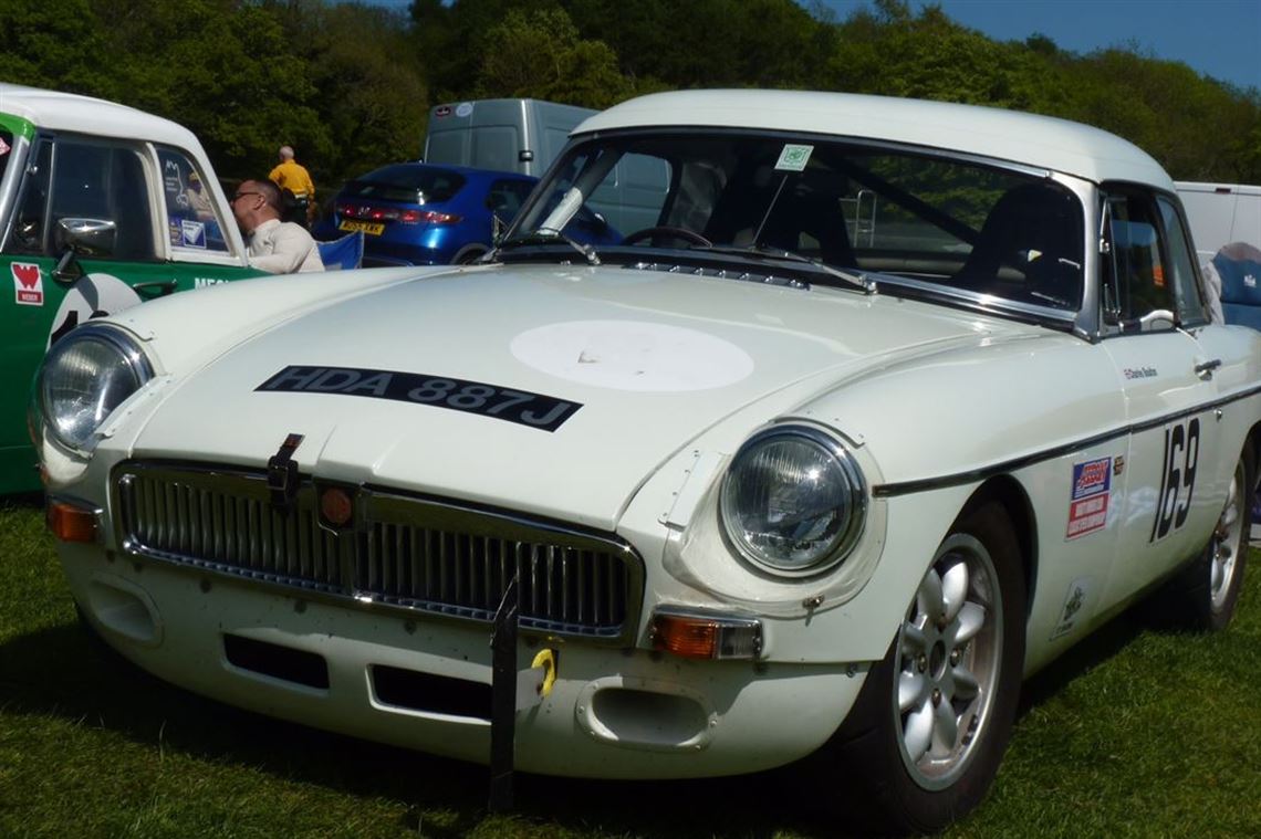 Racecarsdirect Com 1970 Mgb 1860cc