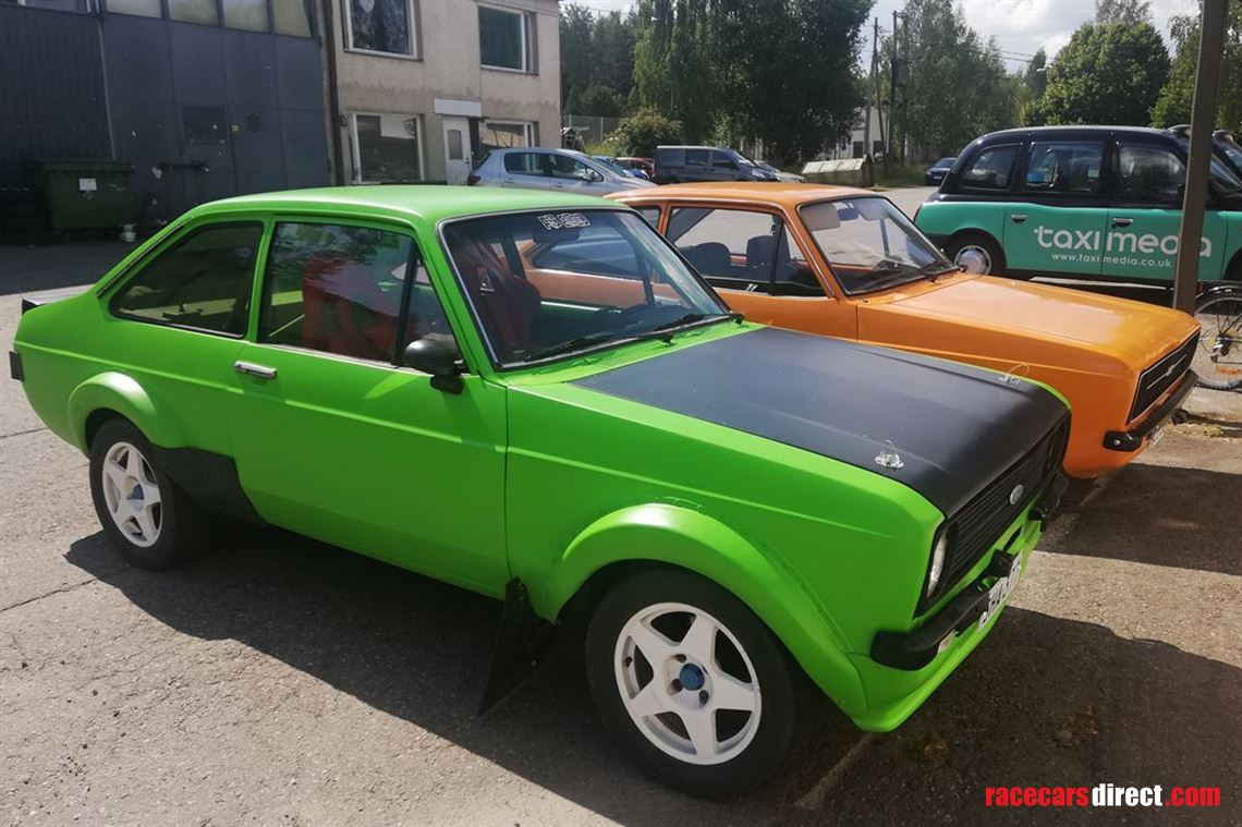 ford-escort-20-2d-rally-car