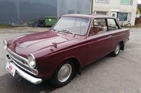 ford-cortina-1200-deluxe-1965-rare-colour