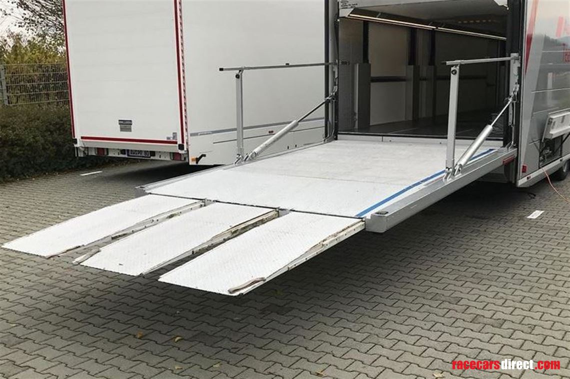 schuler-racetrailer-with-office-department