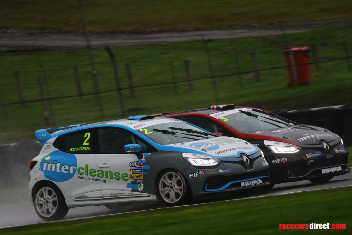 multi-race-winning-renault-uk-clio-cup-gen-4