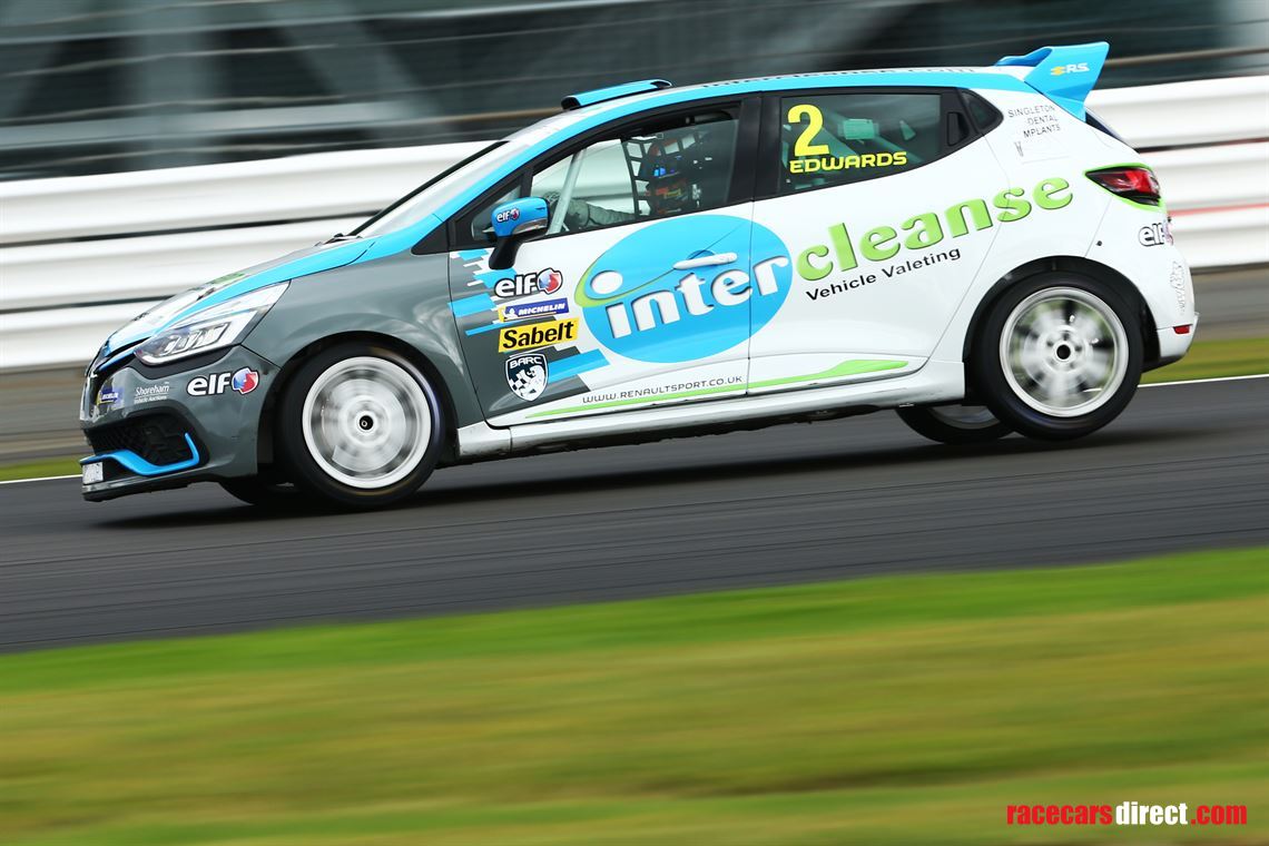 multi-race-winning-renault-uk-clio-cup-gen-4