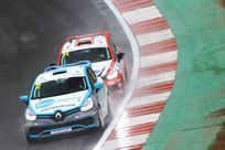 multi-race-winning-renault-uk-clio-cup-gen-4