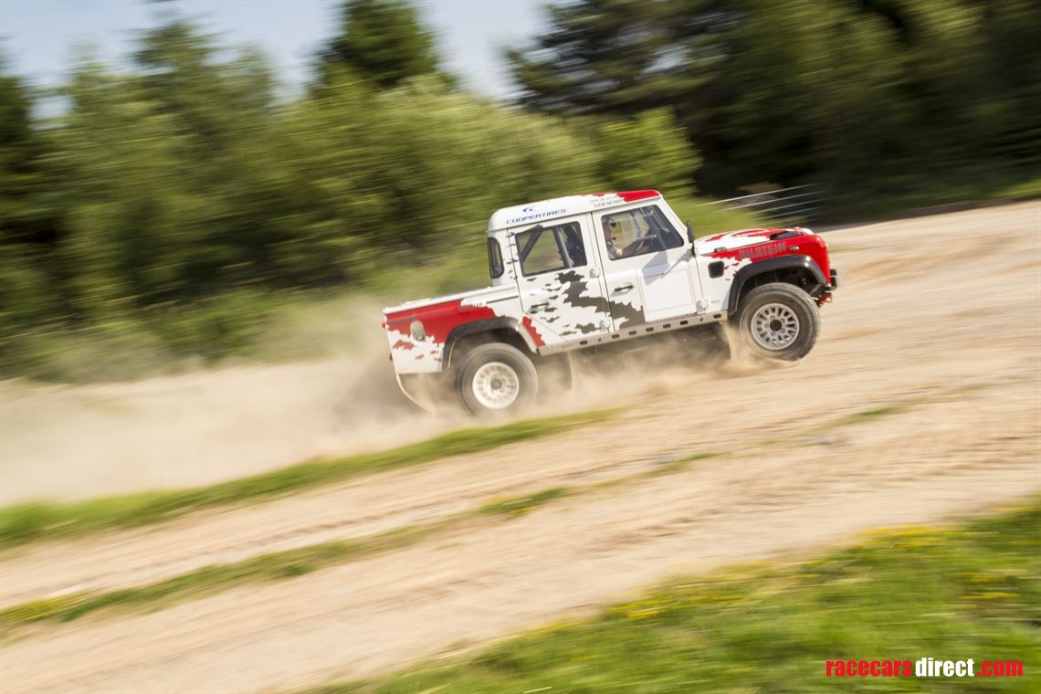 Racecarsdirect.com - Bowler V6 110 Defender Race Car