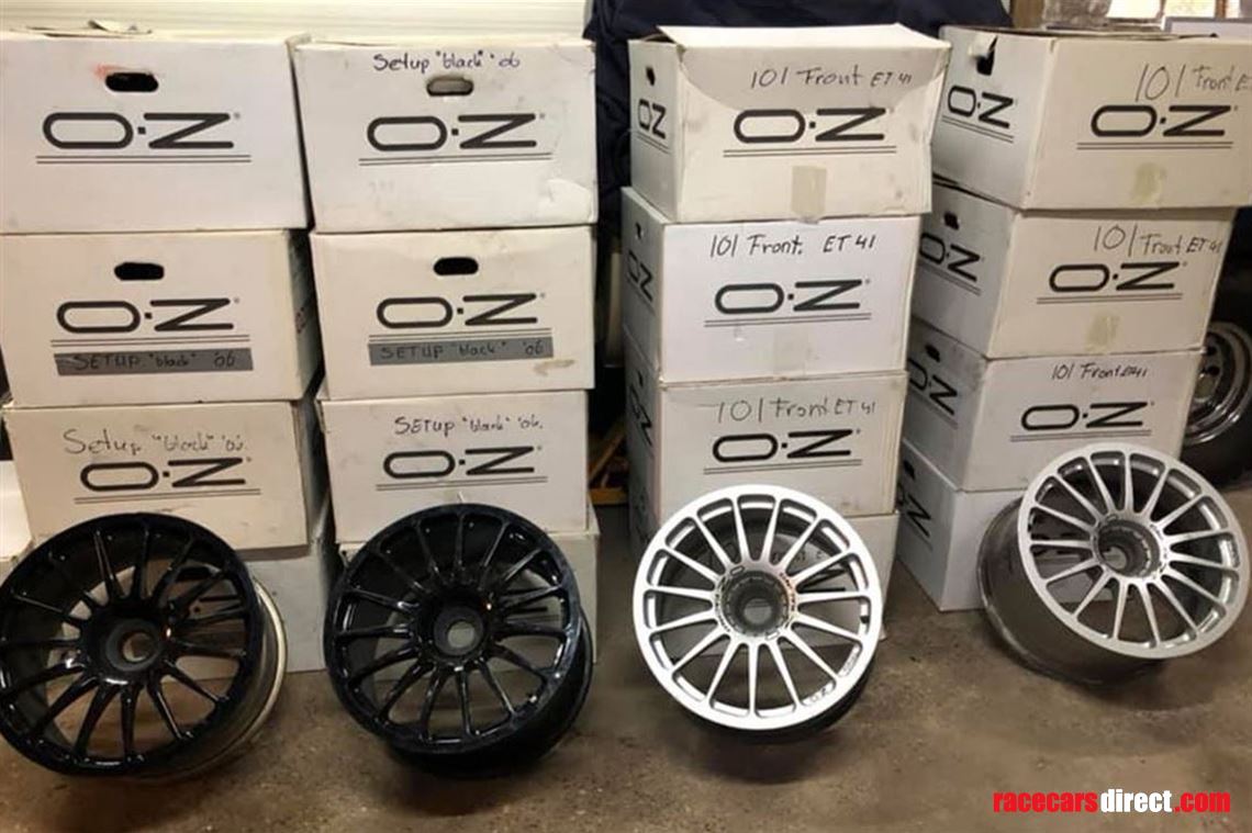 oz-18-centrelock-wheels