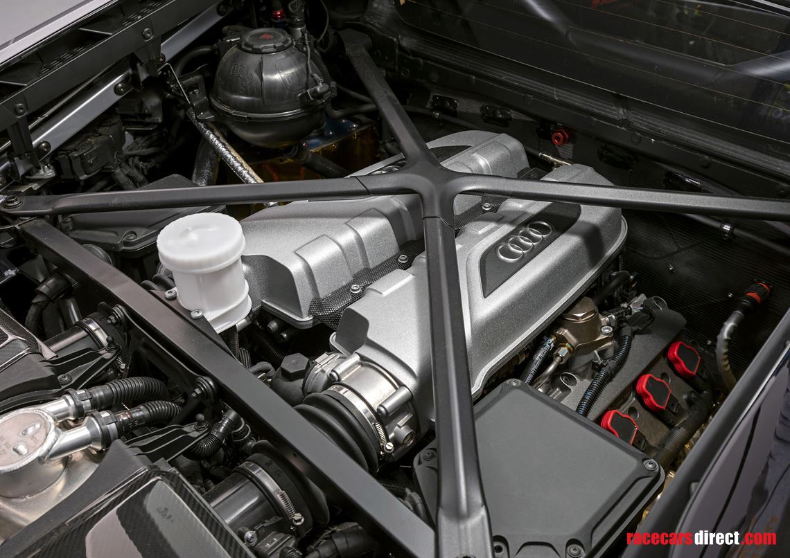 24h-dubai-2020-factory-new-audi-r8-gt4-lms-20