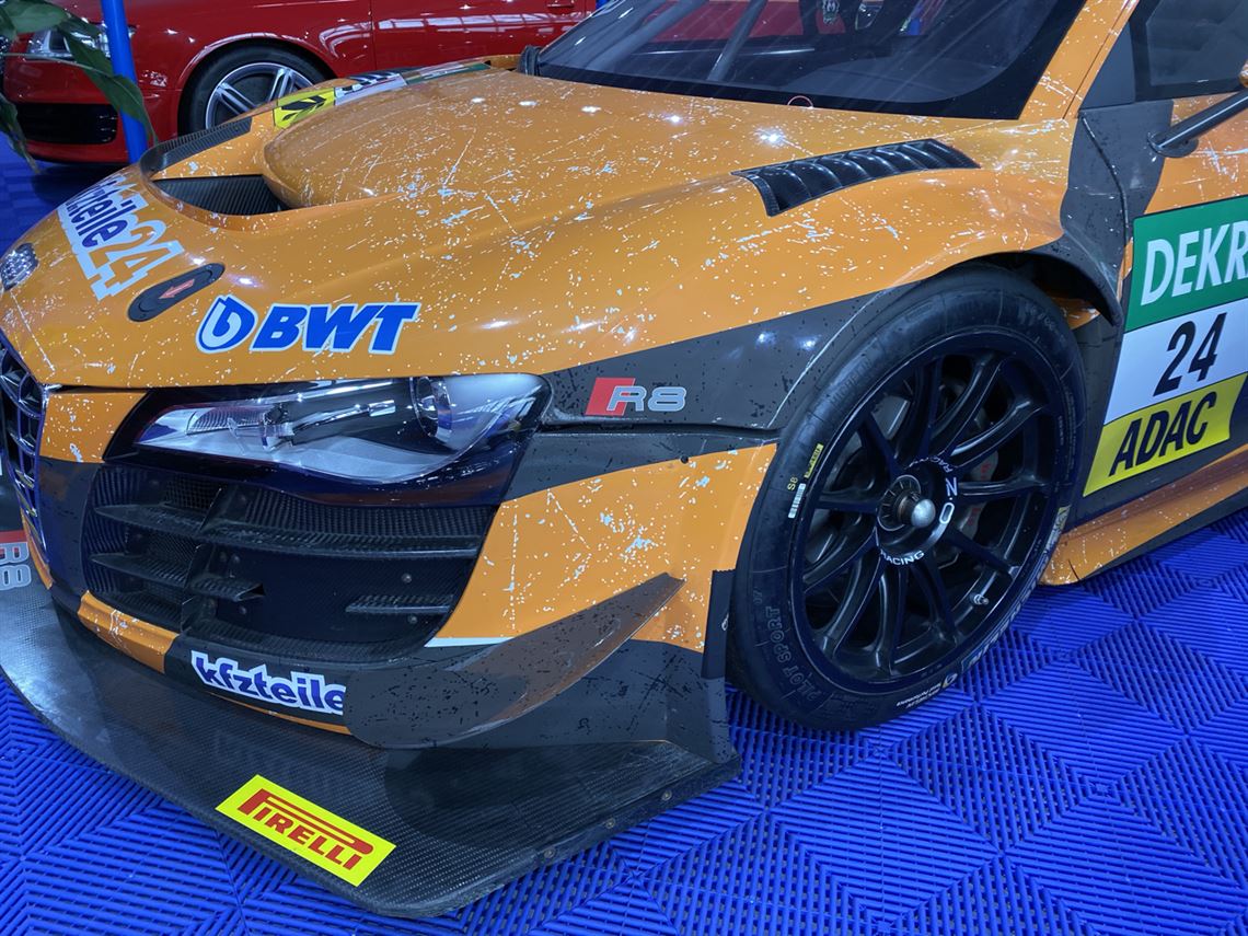 audi-r8-lms-ultra-2014---top-condition---read