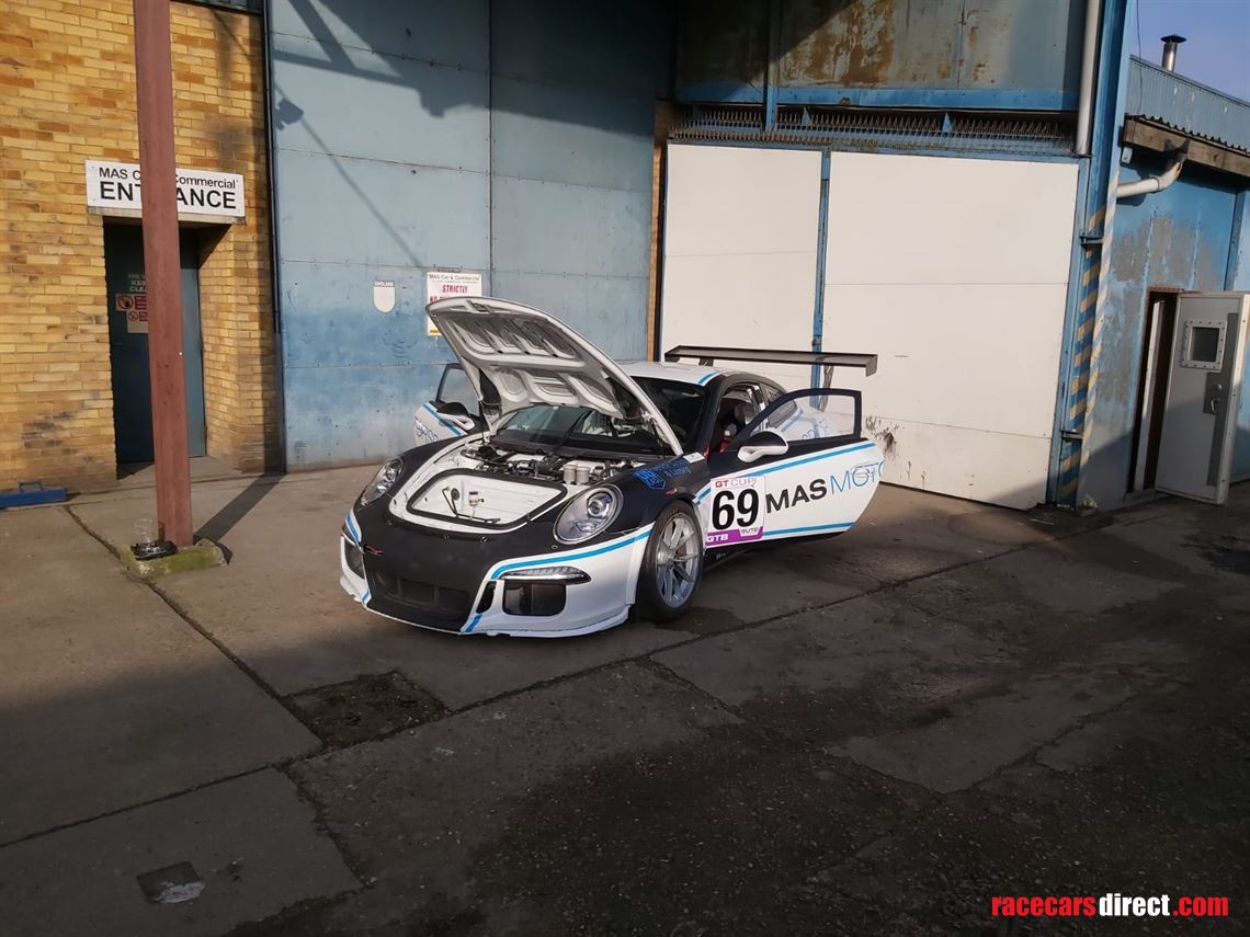 porsche-991-2014-gen-1-carrera-cup-car