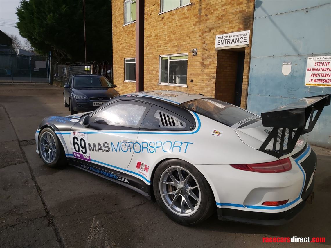 porsche-991-2014-gen-1-carrera-cup-car