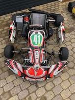 2-x-xenon-rotaxmax-and-enclosed-2-kart-traile