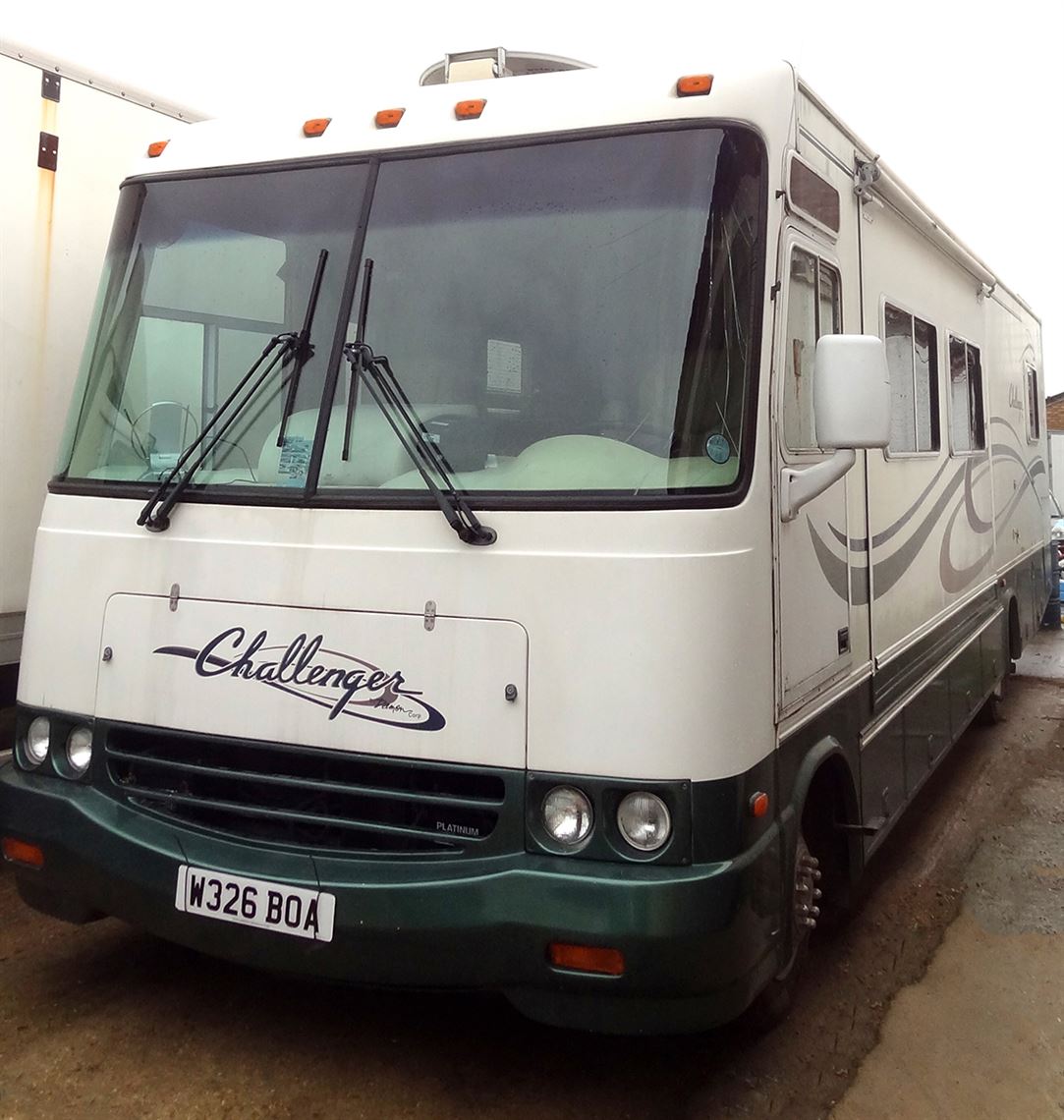 damon-challenger-chevrolet-american-motorhome