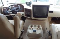 damon-challenger-chevrolet-american-motorhome