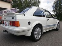 ford-escort-rs-turbo-s1