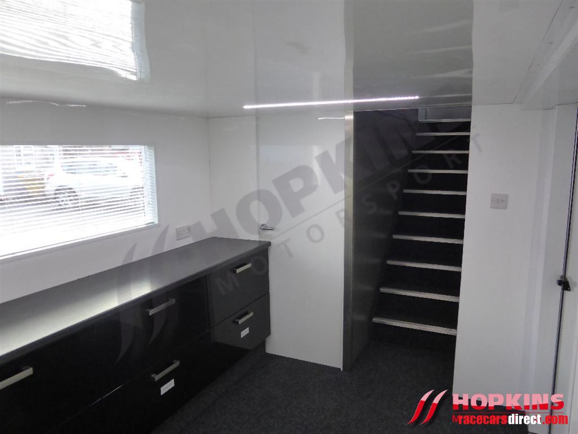 hopkins-btcc-hospitality-unit