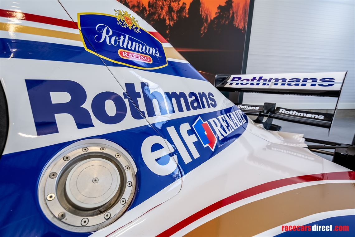 Racecarsdirect.com - Rothmans F1 Williams FW17 original show car.