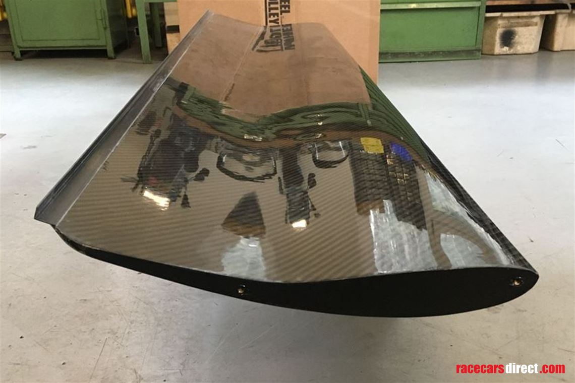 Racecarsdirect.com - CFK rear wing