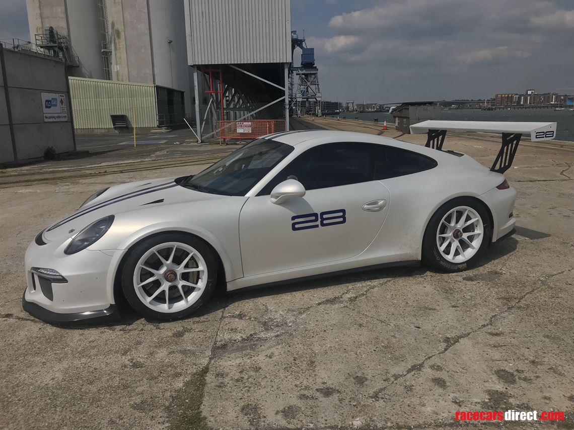 2014-porsche-911-gt3-cup