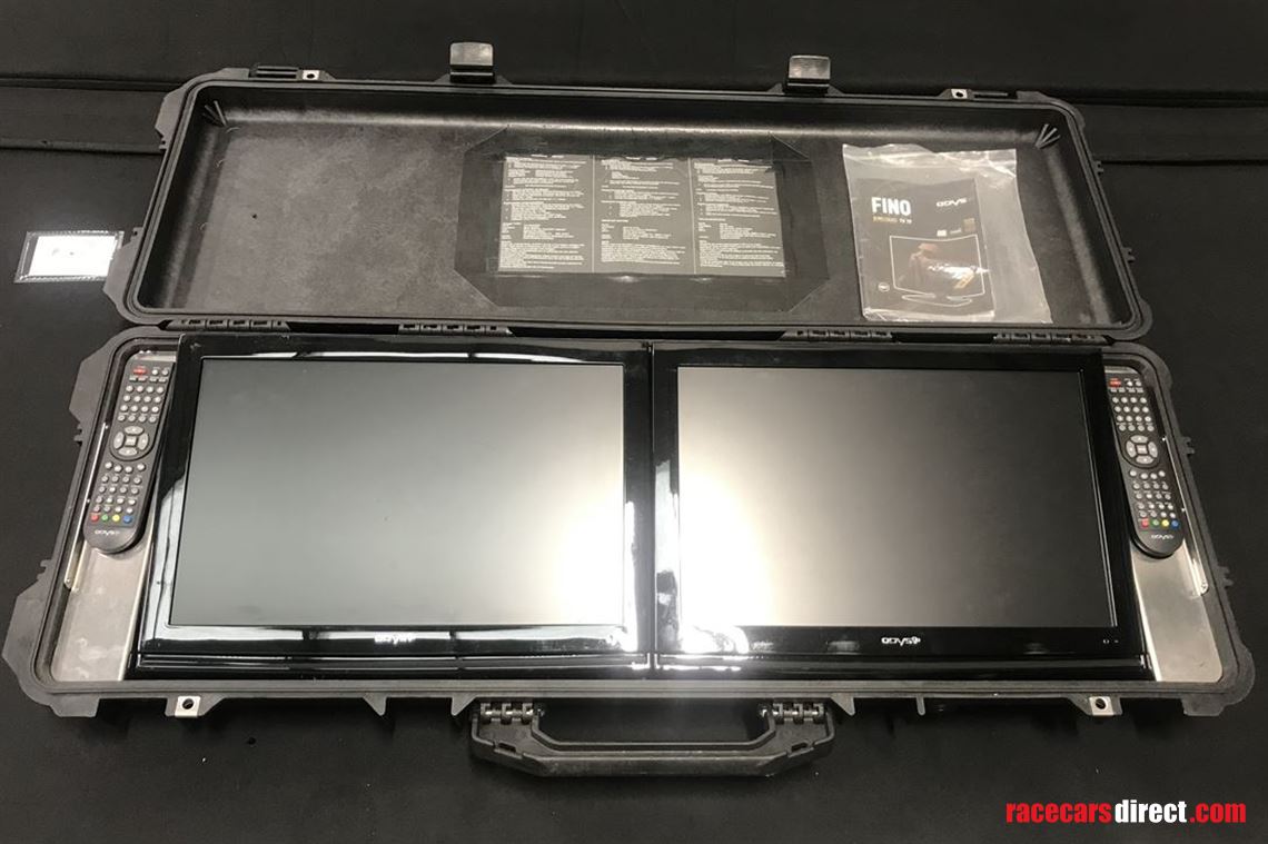 2-x-lcd-pit-tvs-in-peli-case-with-wheels